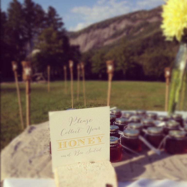 honey wedding favor